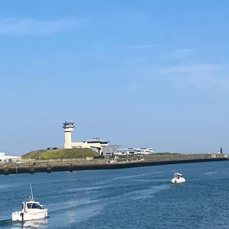 Centre-port